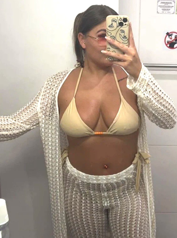 Busty UK Hot Chav #iKZjHuMu