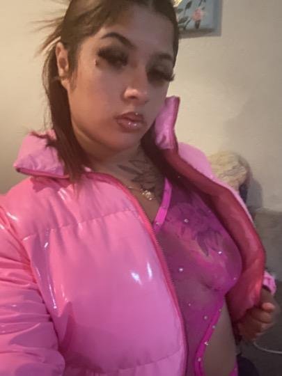 21 year old sexy bust escort in Oakland, Berkeley, &Surrounding Areas #X9wZgWFz